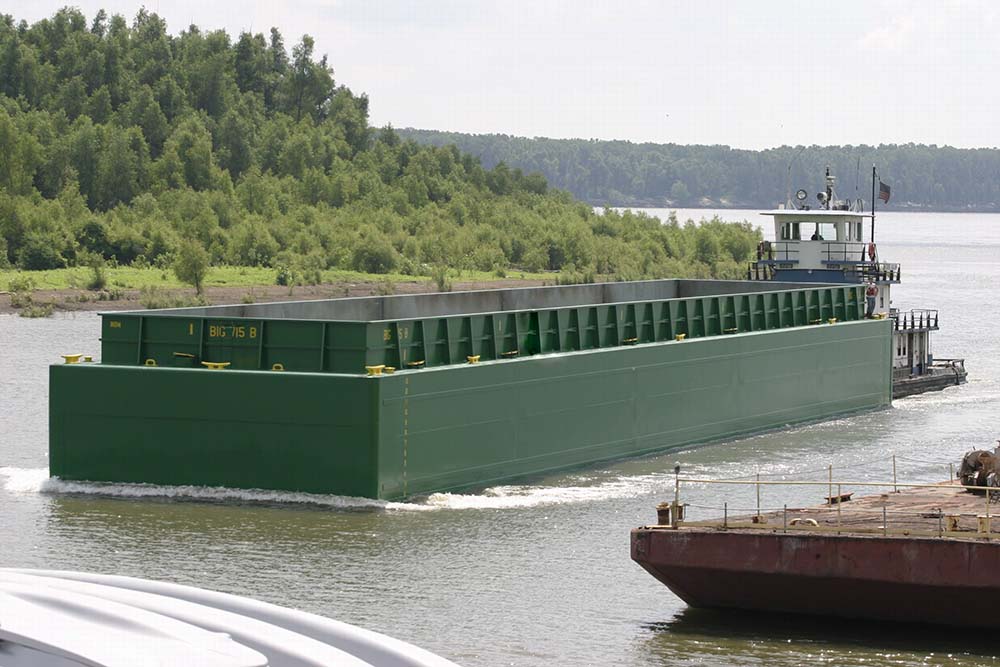 Hopper barge on the river